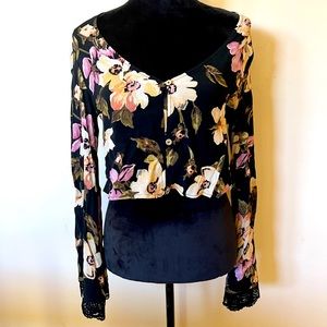 Pacsun long sleeve floral crop top